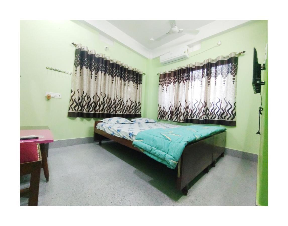 Ujjayanta Homestay Agartala Buitenkant foto